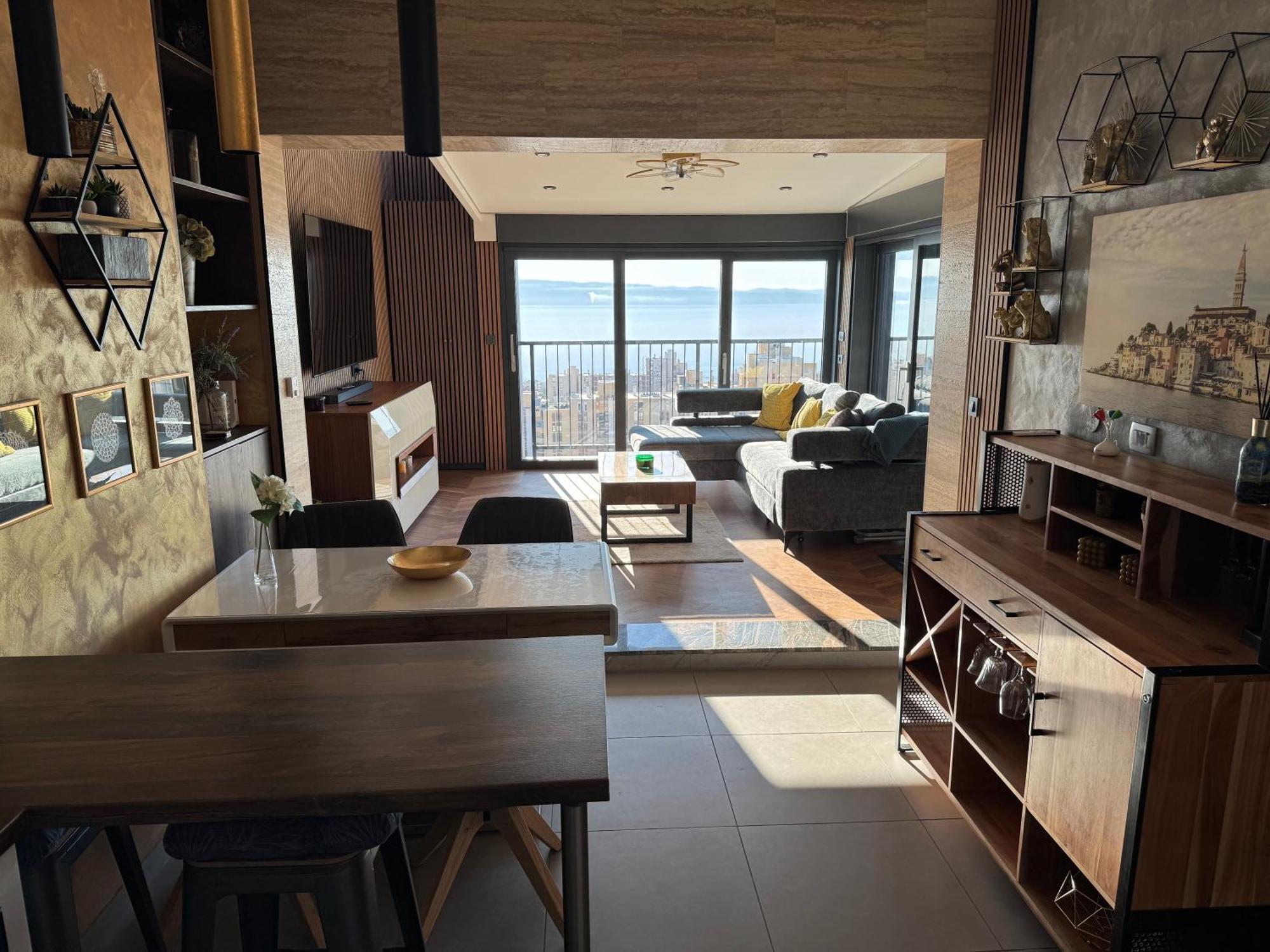 Magic View Luxury Penthouse With Jacuzzi And Sea View Apartment
