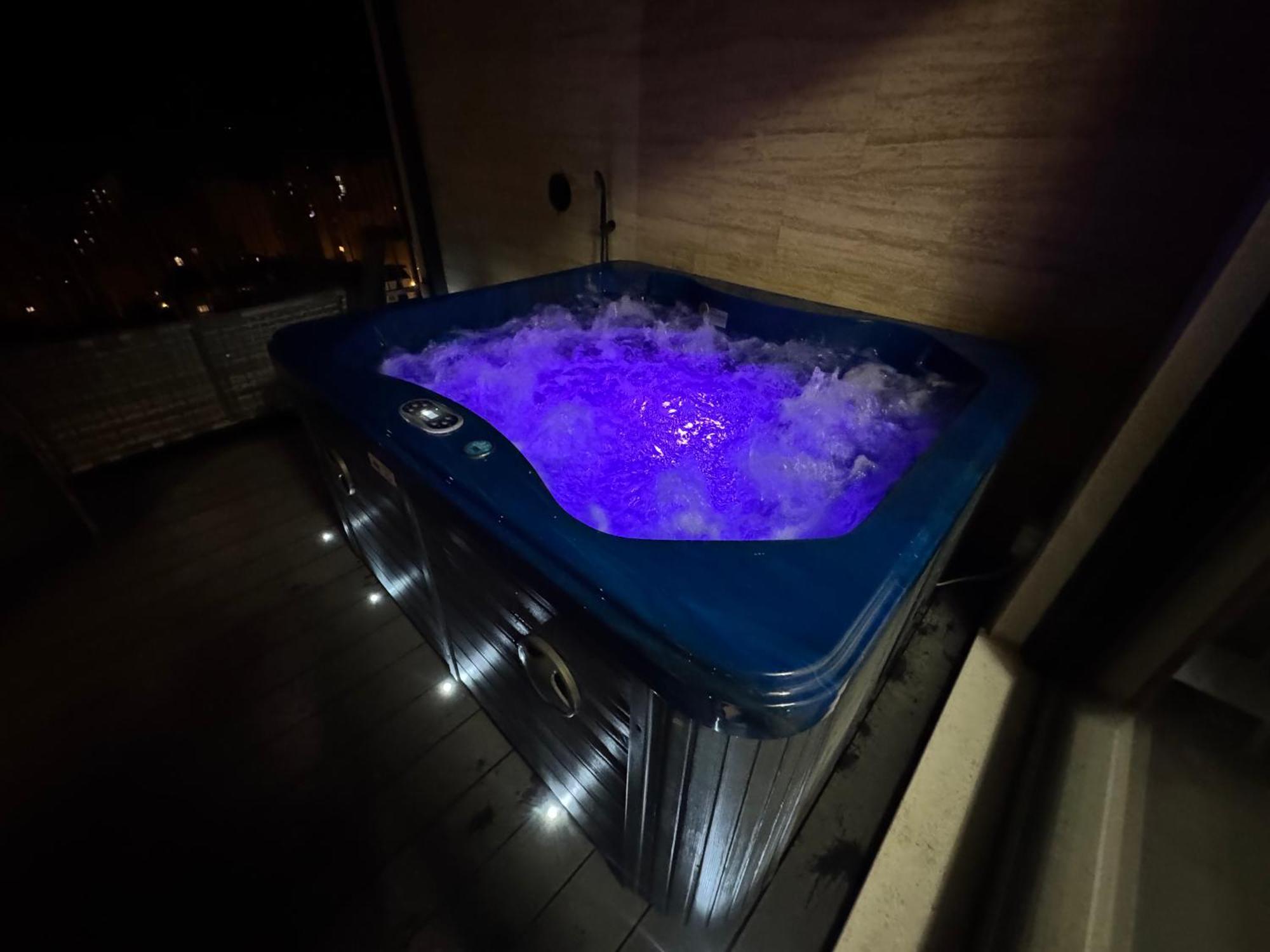 Magic View Luxury Penthouse With Jacuzzi And Sea View *